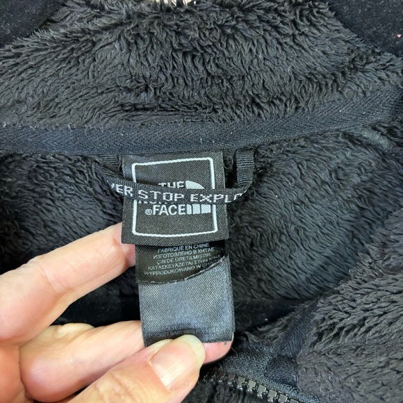 The North Face Women’s Black Osito Jacket Zip Up Fuzzy Cozy Size Large I2 - Picture 3 of 8